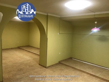 Здається в оренду приміщення в центрі міста