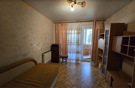 Продаж 3к квартира АГВ просп. Космонавтів