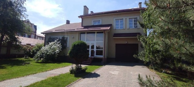 Продаж! Двоповерховий будинок, Підгороднє. ділянка, скважина, підвал