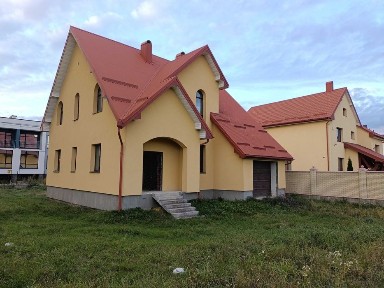 Продаж будинку, вул. Заозерна