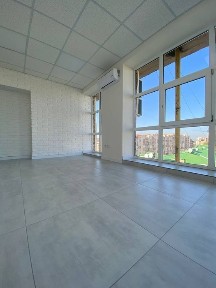 Продається офіс Майдан