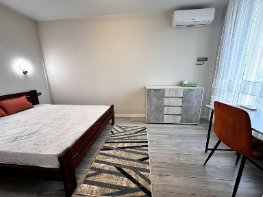 Київ, Солом'янський, вулиця Кадетський Гай 10