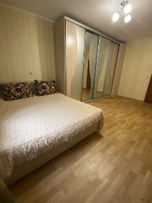 Київ, Деснянський, вулиця Миколи Закревського 97