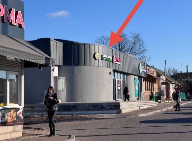 Фасадне приміщення з ремонтом 56 м. кв в центрі, біля супермаркет ФОРА