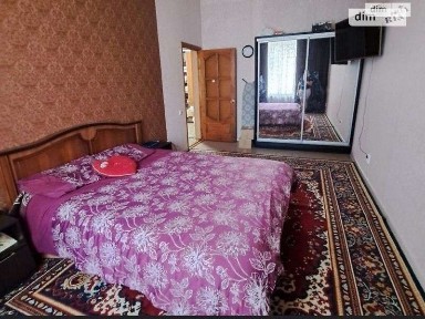 Сдам 3-х комн. кв м. Защитников Украины, ул. Тюринская.