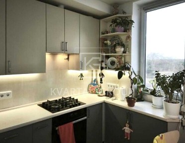 Світла 1кімнатна квартира