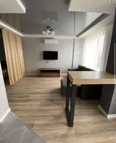 Оренда 1 к кв Виставка вул Свободи