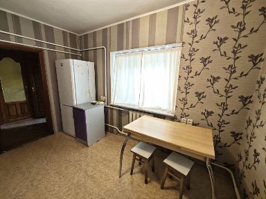 Оренда 4х кімнатного будинку у Дніпровському р-ні (Квітучий)