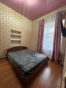 Сдам двухкомнатную квартиру на земле с двором на Артиллерийской