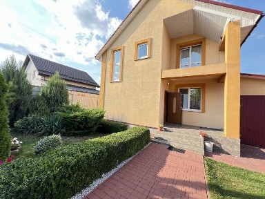 Будинок 136м2 з гаражем 6соток. ЦІна місяця