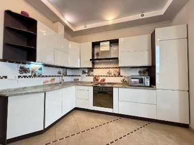 Киев, Науки просп., 30