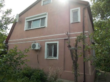 Продам каменный дом. Все удобства.