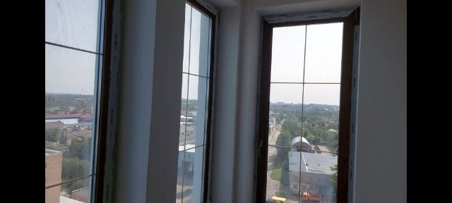 Три кімнатка квартира на Зерновій