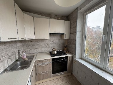 Продам 3-х комнатную квартиру на Салтовке