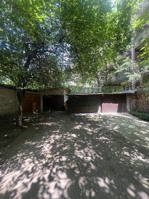 Продаж 2 кім квартири з гаражем вул. Бортнянського