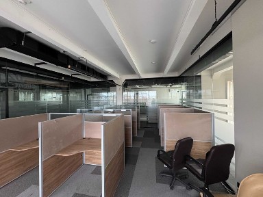 Приміщення під офіс в центрі, по вул. Хрещатик