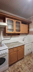 Продам 3х кім. квартиру з меблями та технікою 3мкрн б. Героїв 2 поверх