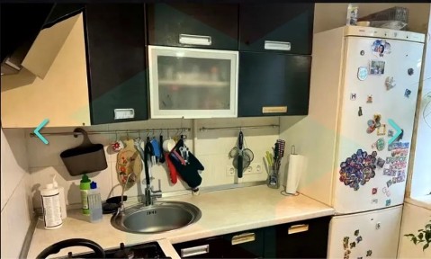 Продам 2-к на пр. Б. Хмельницького, район 16 Лікарні