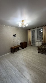 1кв Студентська Валентинівська 522