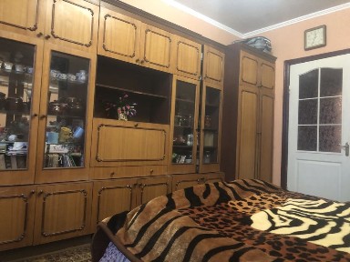 Продам 3-х км кв в м. Вишневе 70 кв м