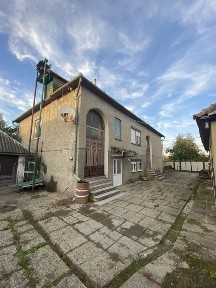 Продам будинок у передмісті Берегова