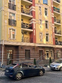 Продаж офісного приміщення в ЖК Подол Град, вул. Дегтярна, Воздвиженка