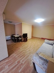 Центр 2-х кімн. Квартира. Світло не вимикають!