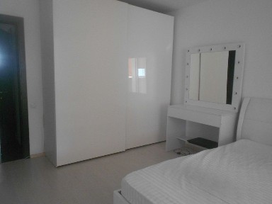 Новострой с ремонтом Дворец Спорта (404561)