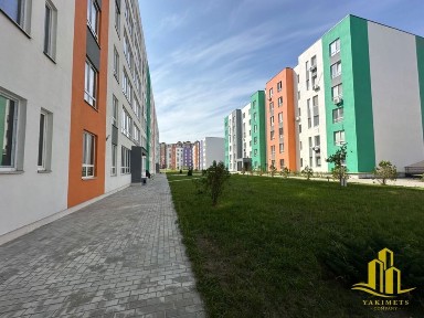 Продаж 2к квартири 56 кв. м. на вул. Соборна 103/18