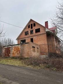 Терміновий продаж! Триповерховий будинок біля Автовокзалу #1.