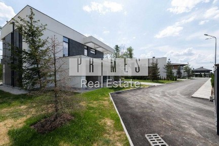 Продаж 3к будинку без ремонту, КМ Marinero Residence, Гнідин