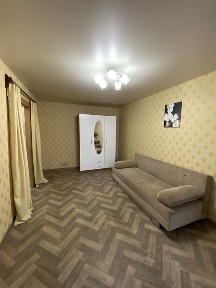 Сдам 1ком. Пр. Олександра Поля (средина) 10000грн. Первая сдача!