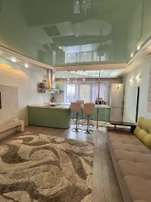 1 кімнатна по вул. Зарічанська