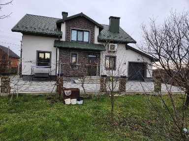 Особняк в передмісті Івано-Франківська