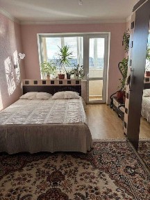 Продам 3к кв Новые дома, ул <a href='/newbuilding/1430/view/zk-nutona'>Ньютона</a> с ремонтом.IN