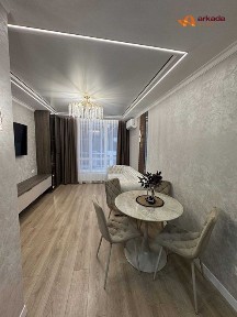 1кім в новобудові 4пов