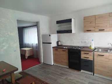 Частина будинку біля головного входу парк Софіївка.