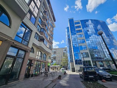 Оренда комерційного приміщення, пл. Героїв Євромайдану