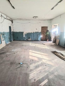 Сдаю склад, помещение свободного назначения.