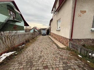 Терміново! Пустомити, особняк 20сот. З озером.