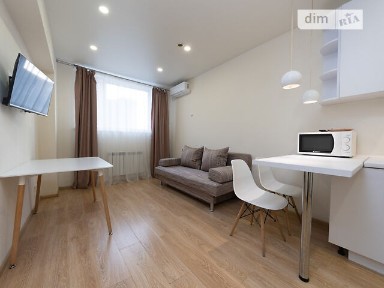 Здам подобово 2к квартиру на вул. Машинобудівна 41 • ID 32270606