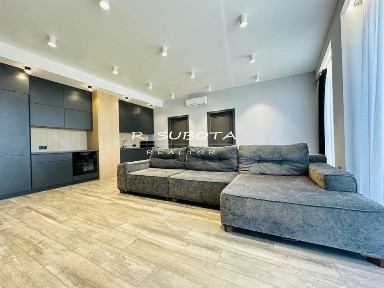 Продам 3-комн. квартиру с шикарным видом на Днепр. Фестивальный. Центр