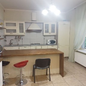 Здам 1/2 будинку без господарів вулиця Зарічна