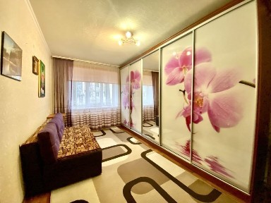 Киевская обл., Белоцерковский район, г. Белая Церковь, Молодежная ул.