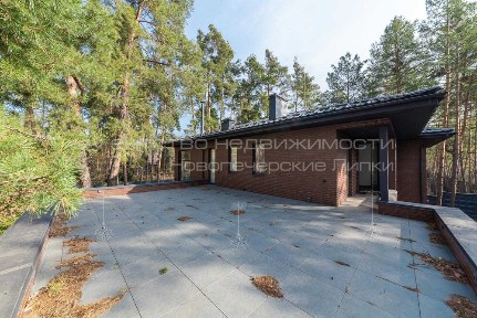 Продажа ексклюзивного нового будинку в с. Плюти / 350 кв. м / 18 соток