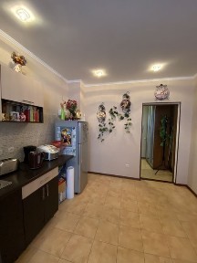 Продажа 1 комнатной ЖК Бастма, высокий первый этаж.