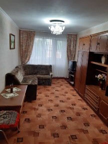 Половки • Великотирнівська • 44,6 м² • гарний стан • поруч зупинка
