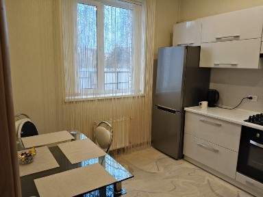 Оренда 1/2 частини будинку!