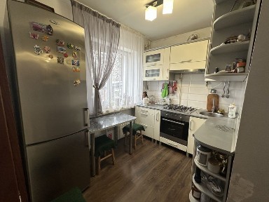 Продаж 2 кімнатної квартири