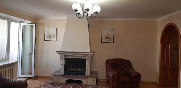 Оренда офісного приміщення в центрі міста, біля центрального ринку.